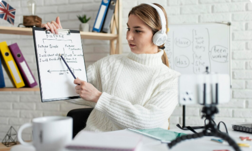 How YouTubers Use GPT to Write Script Intros and Hooks